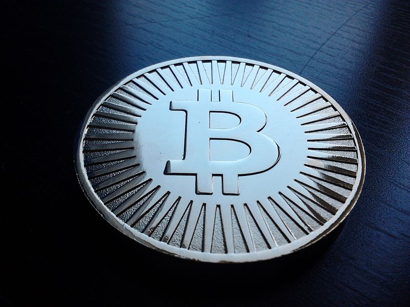 800px-Bitcoin_-cabaran_coin-