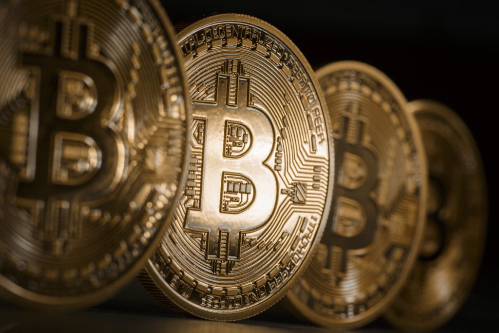 Banker advarer mot Bitcoin-risiko