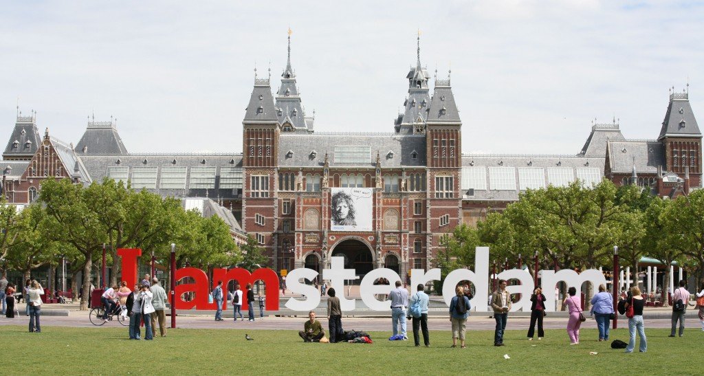 „i-amsterdam-museumplein“